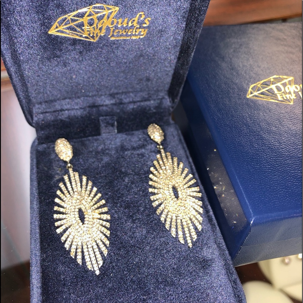 Diamond earrings